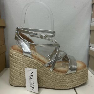 SANDALIA TIRAS PLATA