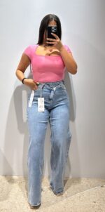 TOP ESCOTE CUADRADO