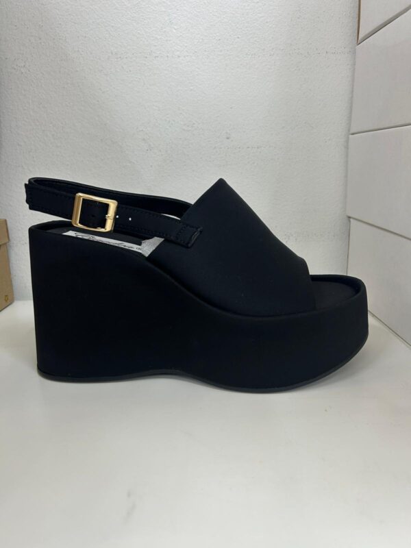 SANDALIA NEGRA TIRA - Imagen 1