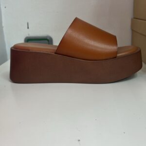 SANDALIA BAJA CAMEL
