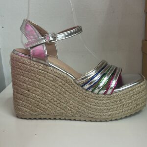 SANDALIA PLATA CON COLORES