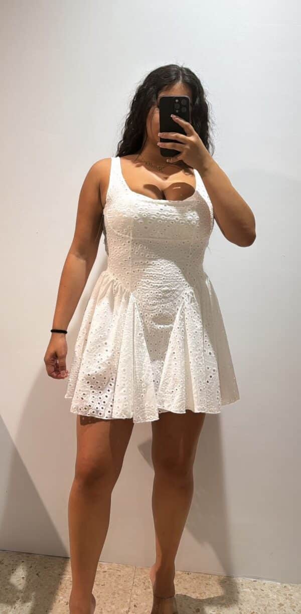 VESTIDO PERFORADO - Imagen 1