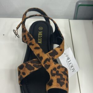 SANDALIA LEOPARDO DEDO