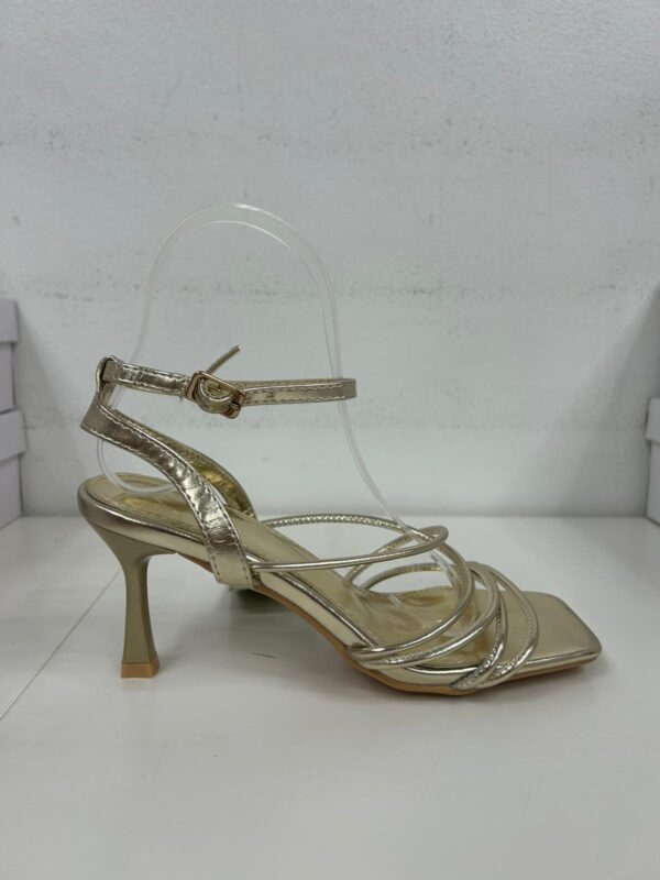 TACON ZARA DORADO - Imagen 1