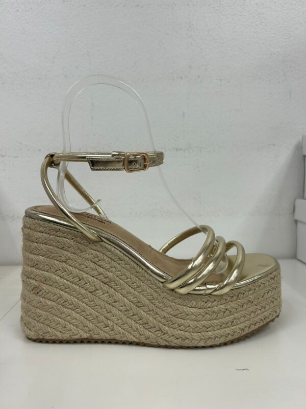 SANDALIA STRADIVARIUS - Imagen 1
