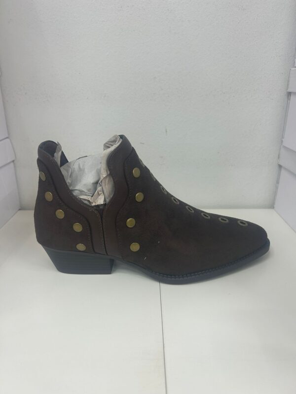 BOTAS TACHES MARRON - Imagen 1