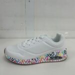 DEPORTIVA CORAZONES BLANCOS