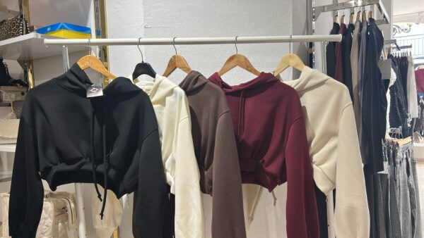 SUDADERA CORTA BASICA - Imagen 2