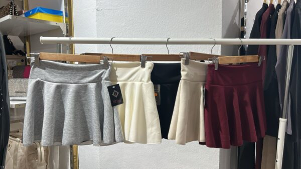 FALDA PANTALÓN VOLANTE - Imagen 2