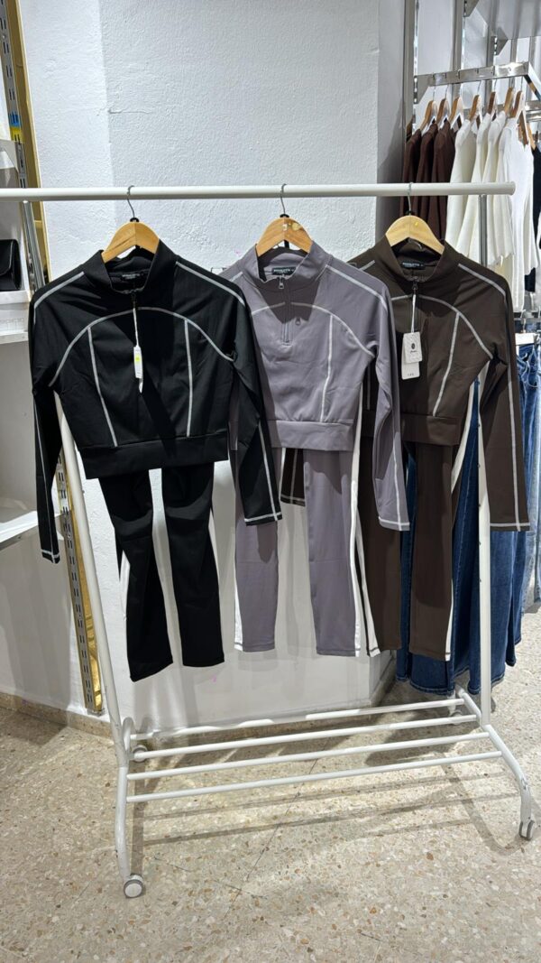 CONJUNTO LICRA LINEAS - Imagen 2