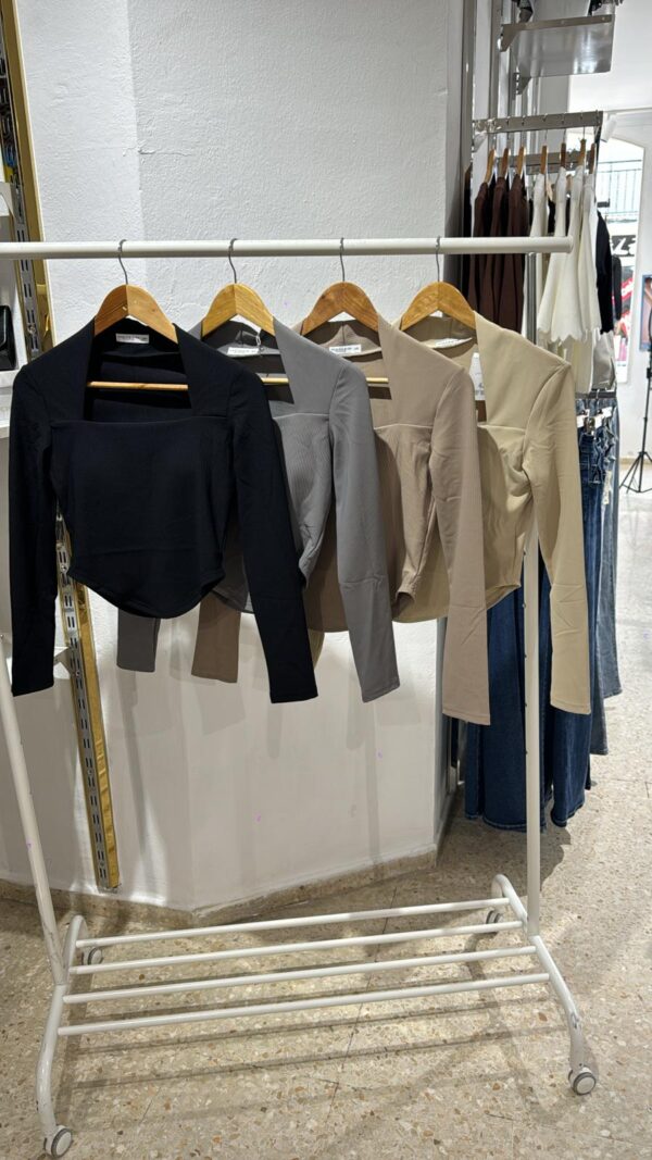 TOP CORSE CUADRADO - Imagen 2