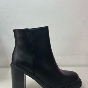 BOTA NEGRA POLIPIEL
