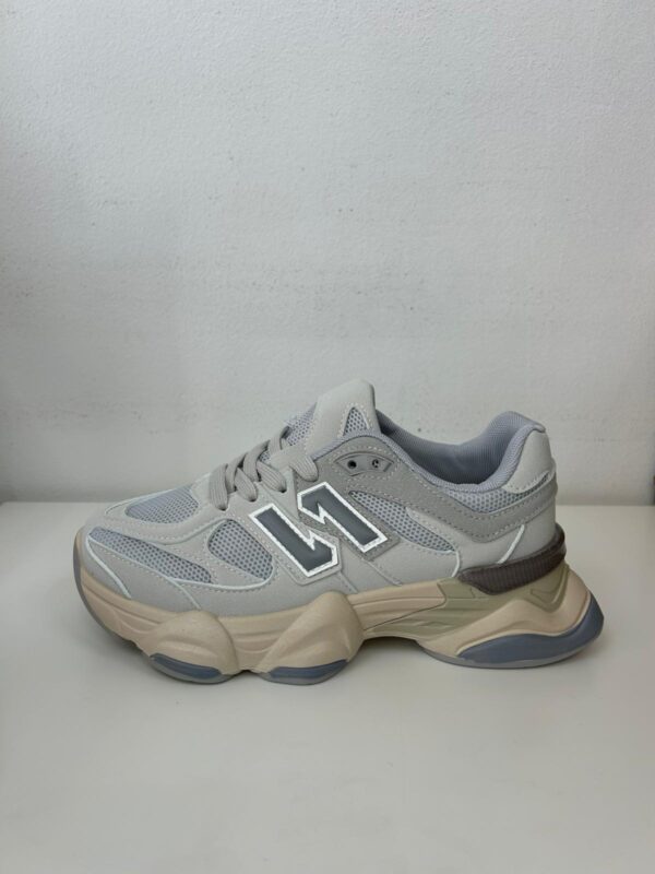 NEW BALANCE GRIS - Imagen 1