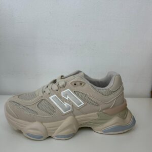 NEW BALANCE BEIGE