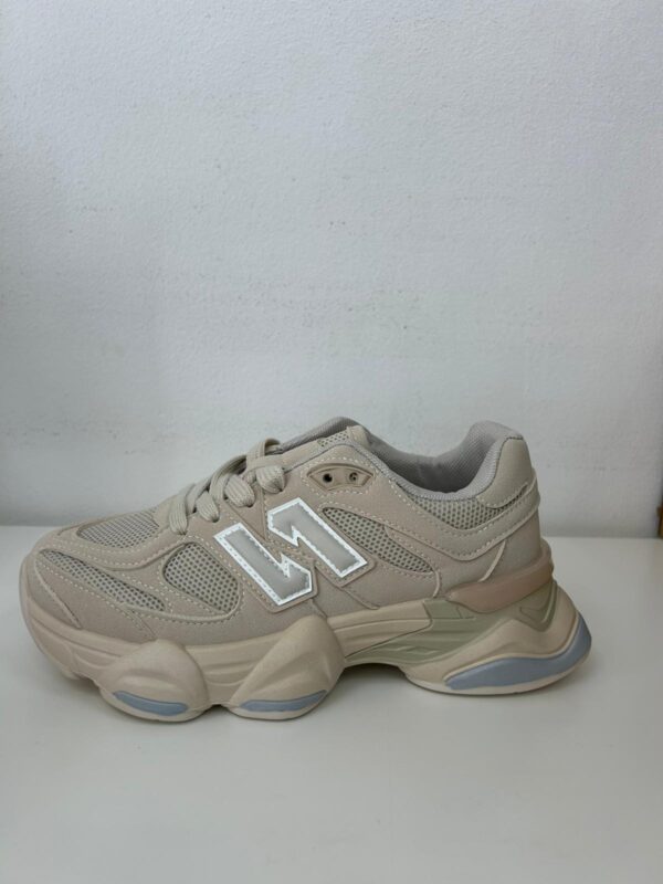 NEW BALANCE BEIGE - Imagen 1