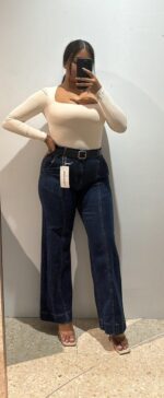 BODY ESCOTE CUADRADO