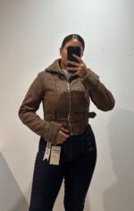 CHAQUETA CORSÉ BROWN