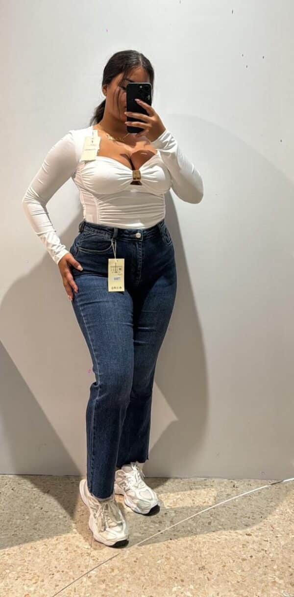 BODY ANA - Imagen 1