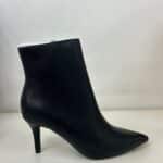 BOTA POLIPIEL PICO NEGRA