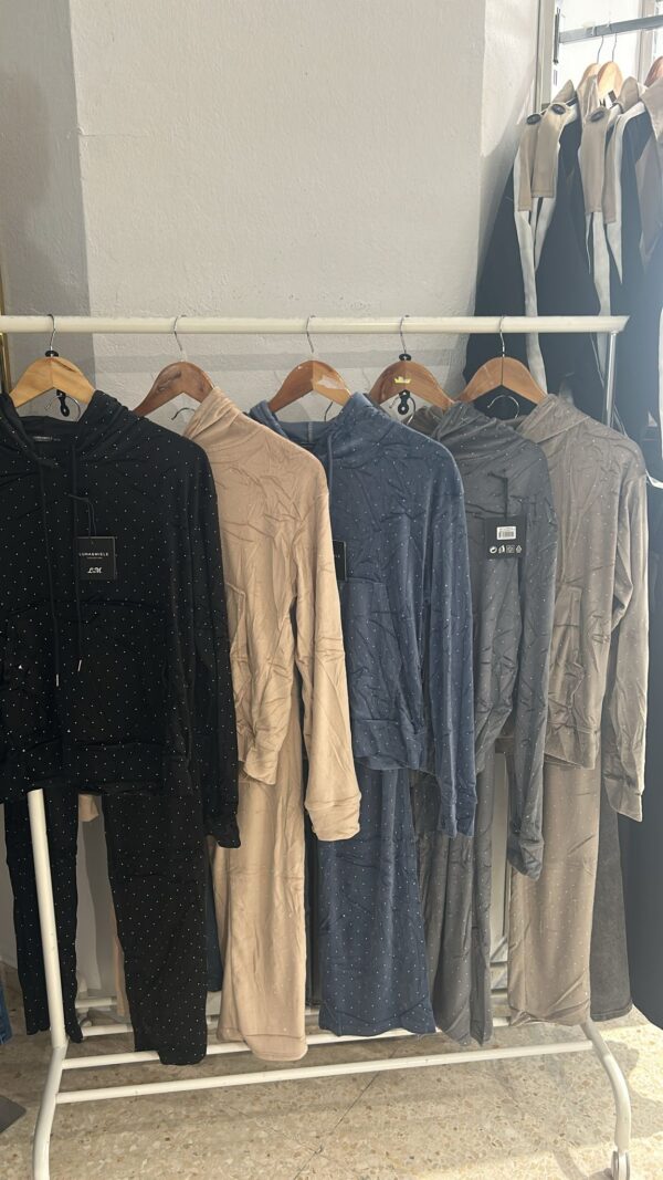 CHANDAL TERCIOPELO BRILLO - Imagen 2