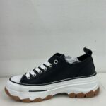 CONVERSE BAJA PLATAFORMA POLIPIEL NEGRA