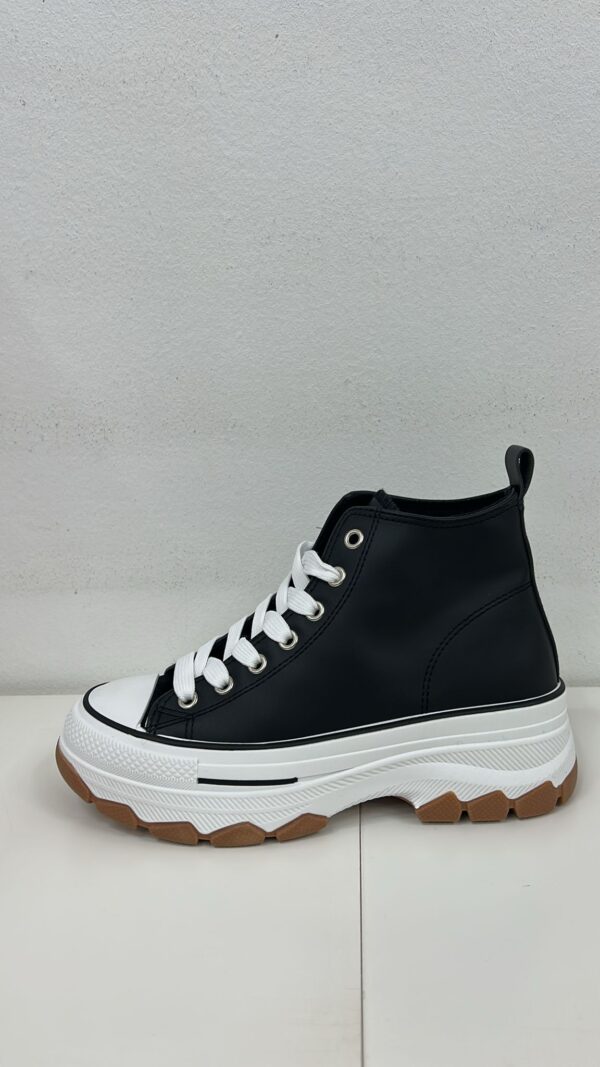 CONVERSE BAJA PLATAFORMA POLIPIEL - Imagen 1
