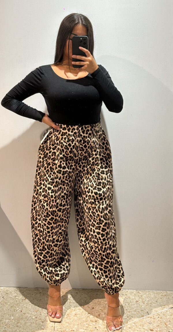 PANTALON ANCHO ANIMAL PRINT - Imagen 1