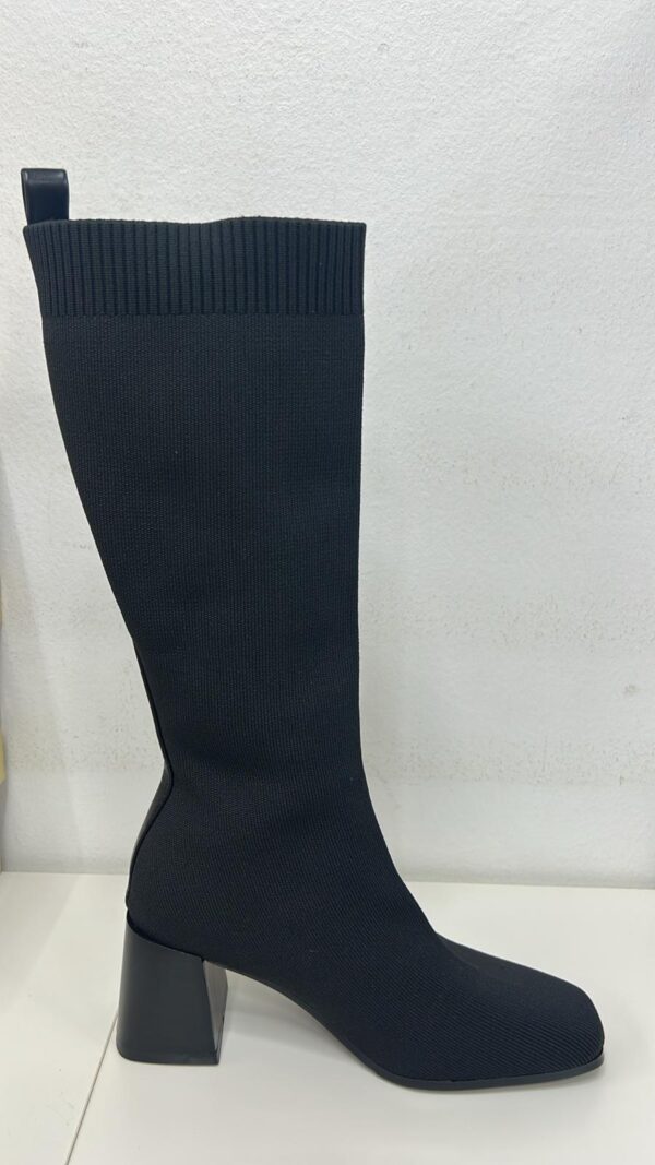 BOTA CALCETIN ALTA NEGRA - Imagen 1