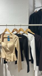 CAMISETA CORSÉ VOLANTE - Imagen 2