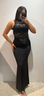 VESTIDO SILUETA ENCAJE
