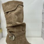 BOTA KAKI SUEDE