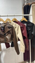 CHAQUETA CORTA POLIPIEL - Imagen 2