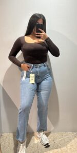 CAMISETA ESCOTE LICRA