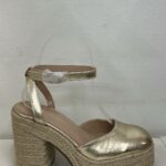 SANDALIA PLATAFORMA DORADO