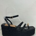 SANDALIA NEGRA RECTA ANILLO