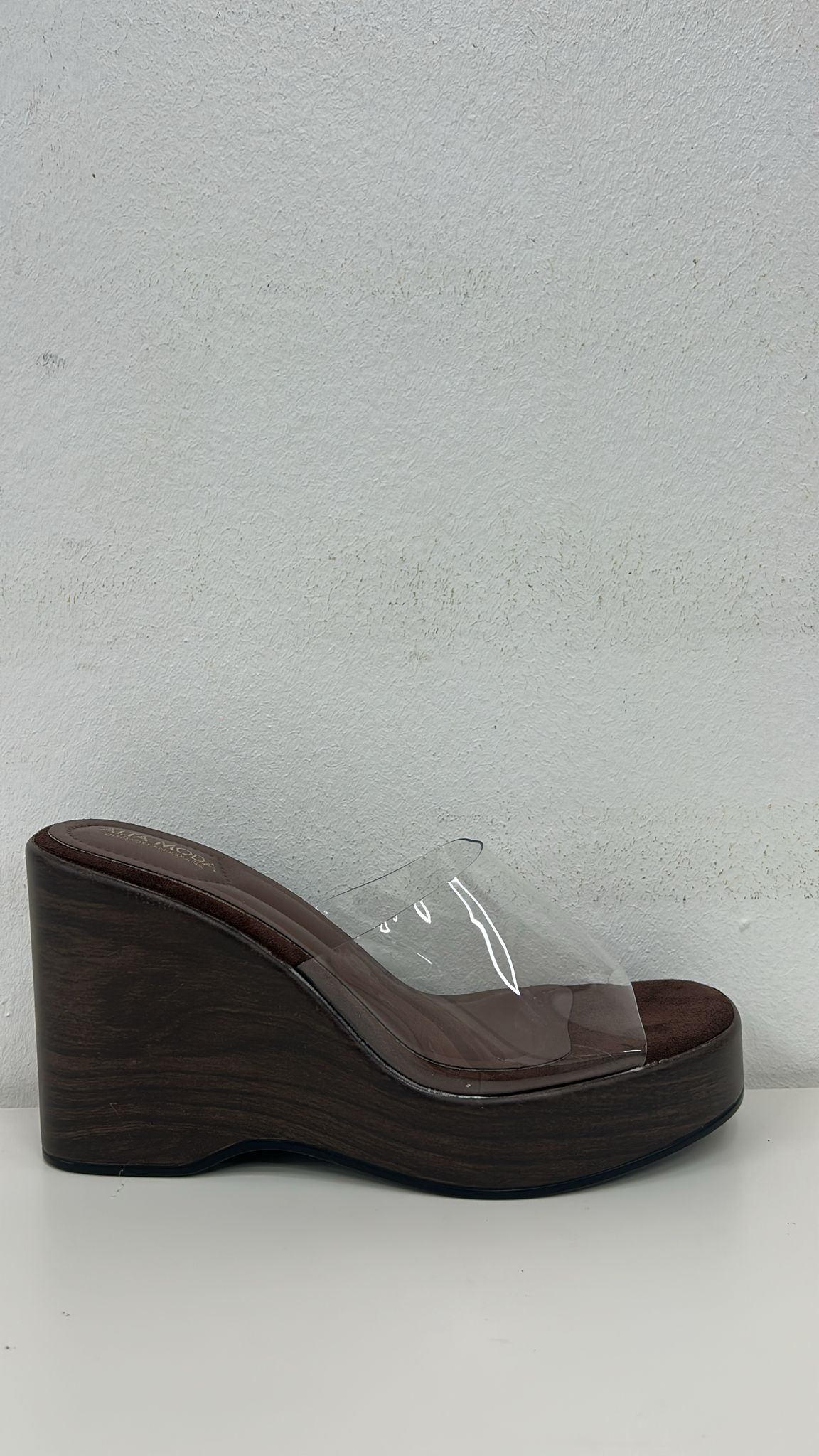 WhatsApp Image 2026-02-18 at 19.06.59 ZANCO MARRON TRANSPARENTE - Imagen 1