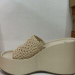SANDALIA ENCAJE BEIGE