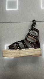 SANDALIA ROMANA TACHES MARRON - Imagen 2