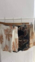 PANTALÓN CORTO ESTAMPADO - Imagen 2