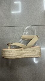 SANDALIA ANILLO TACHE BEIGE