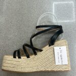 SANDALIAS TIRAS NEGRAS
