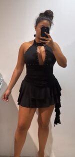 VESTIDO VOLANTE TACHUELAS