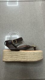 SANDALIA ANILLO TACHE MARRON - Imagen 2