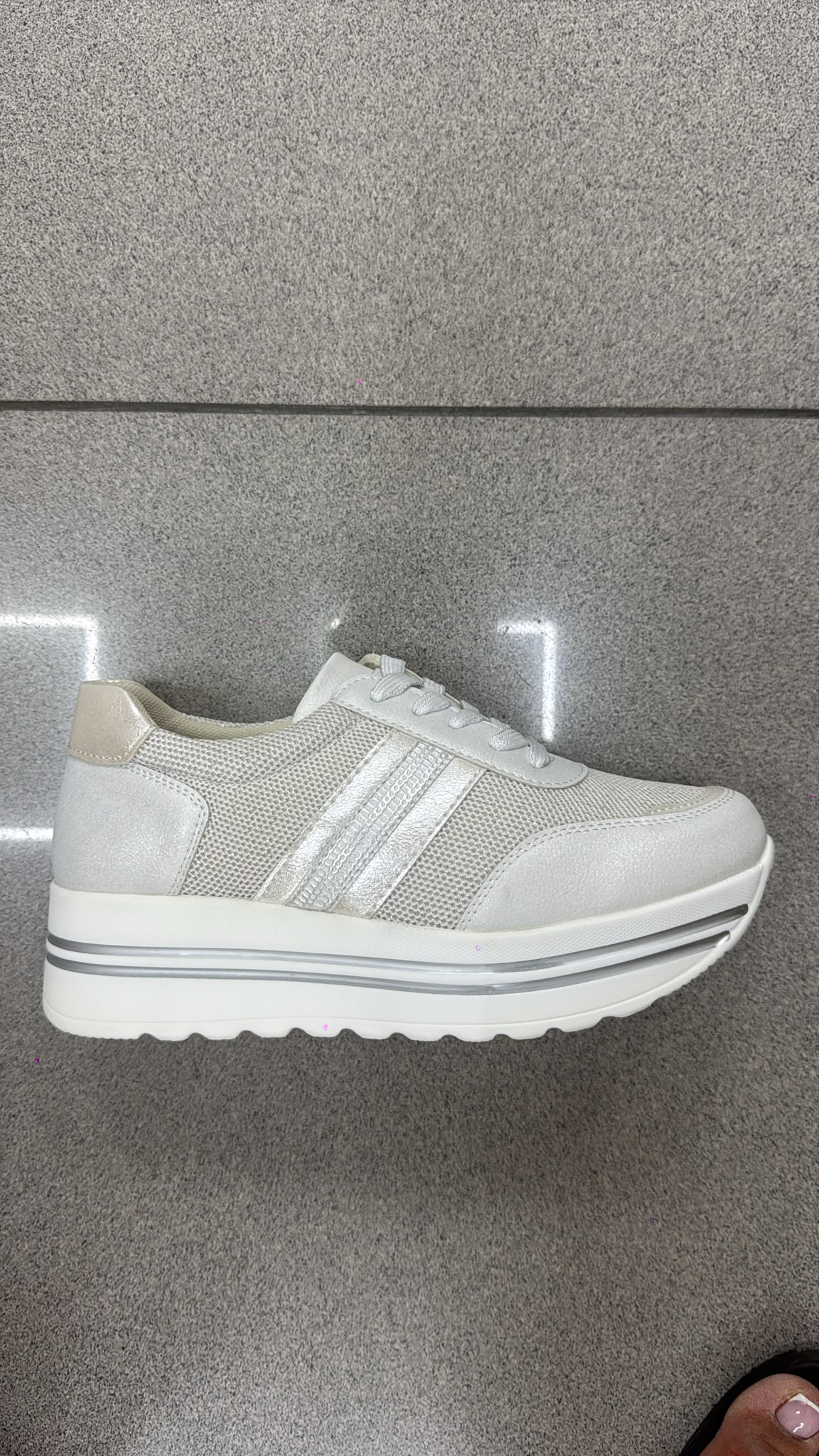 WhatsApp Image 2026-08-03 at 18.46.36 DEPORTIVA DOBLE ALTURA PLATA - Imagen 1