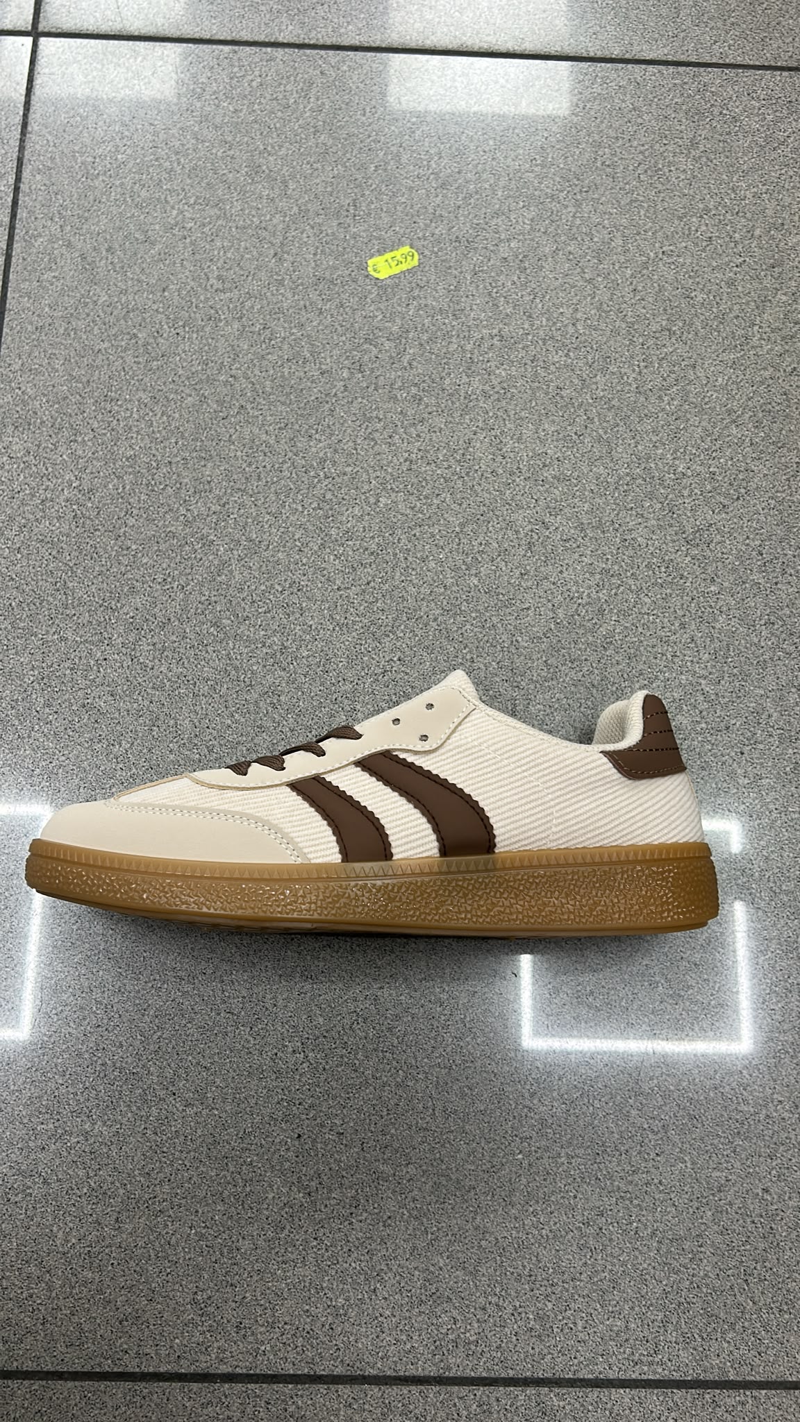 WhatsApp Image 2026-08-07 at 12.36.28 DEPORTIVA PANA BEIGE - Imagen 1