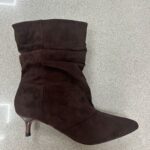 BOTA FRUNCIDA TACON BAJO MARRON