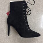 BOTA PICO CUERDAS NEGRA