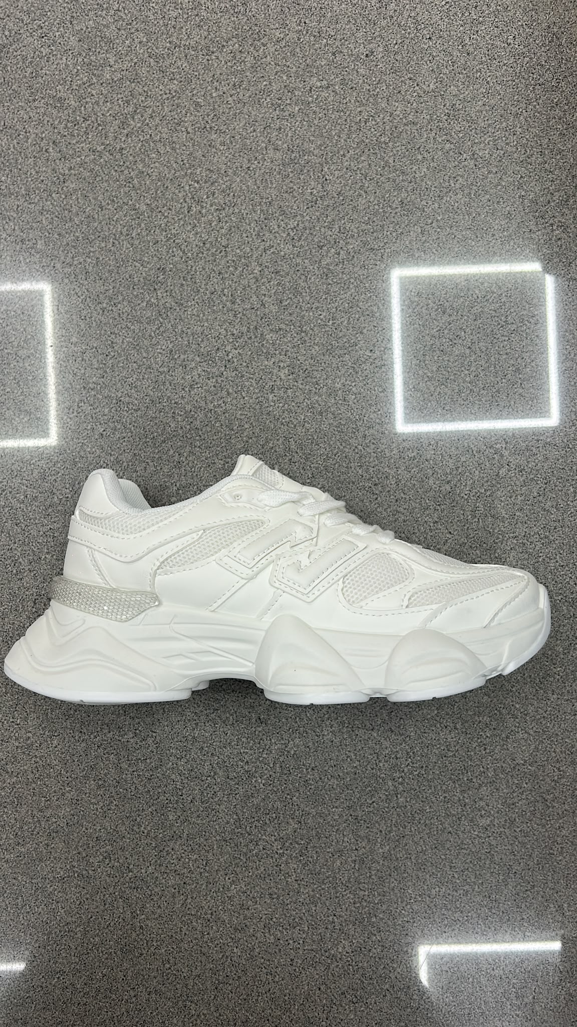 WhatsApp Image 2026-09-15 at 17.59.16 NEW BALANCE BLANCA - Imagen 1