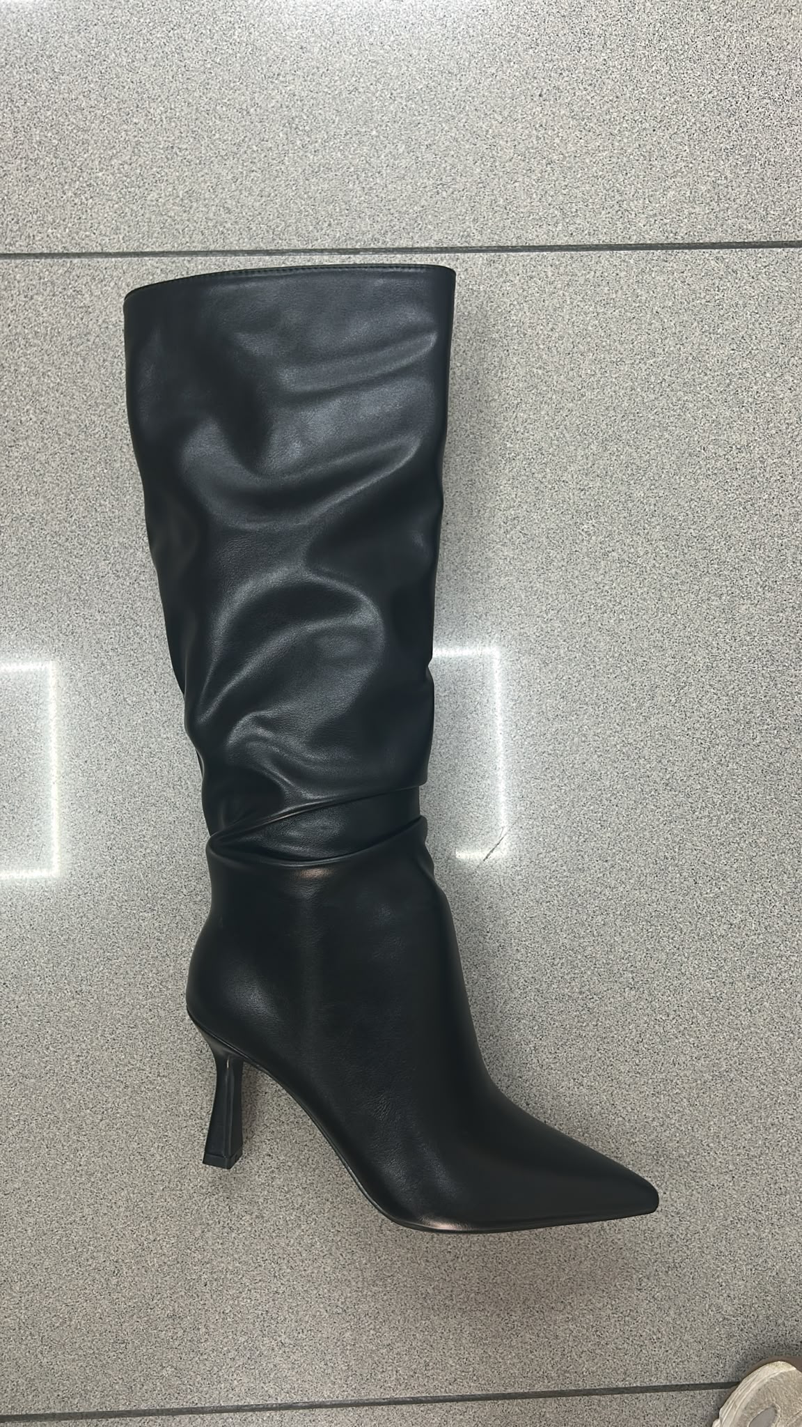 WhatsApp Image 2026-10-01 at 12.39.39 BOTA POLIPIEL FRUNCIDA NEGRA - Imagen 1