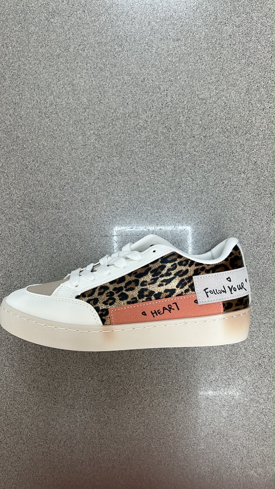 WhatsApp Image 2026-10-02 at 15.50.09 DEPORTIVA LEOPARDO HEART - Imagen 1
